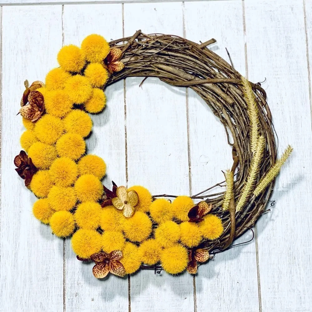 🎈SALE 🎈 Handmade Spring Wreath
